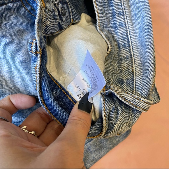 Brandy Melville Boyfriend Mom Jeans - Picture 6 of 9